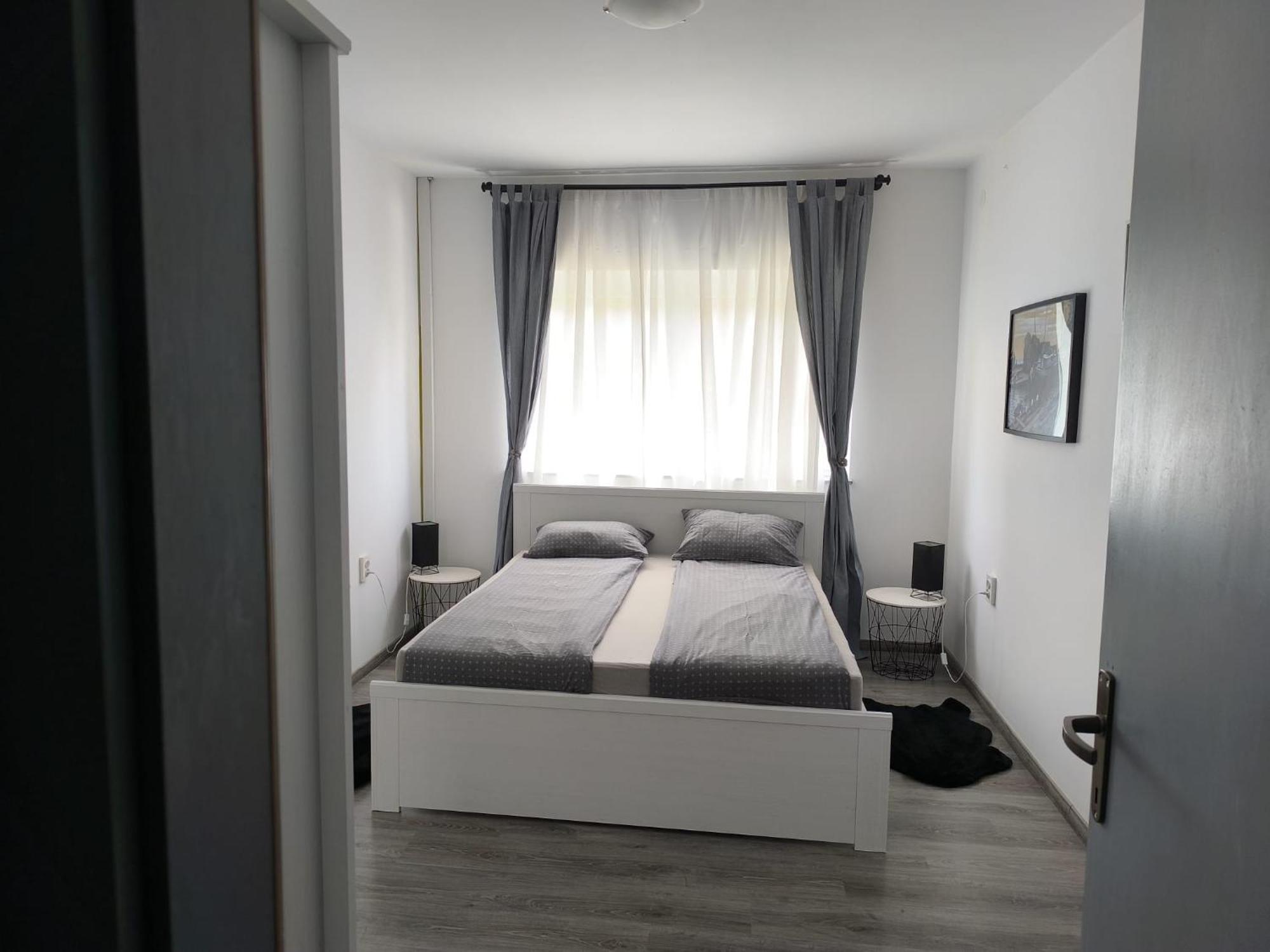 Sabo Apartment *